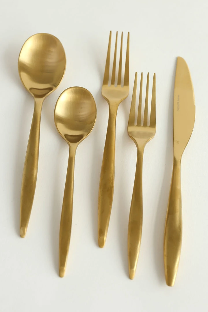 Inspire Me! Home Decor Matte Gold Flatware Set (4 Place Settings) 4 Inspire Me! Home Decor Matte Gold Flatware Set (4 Place Settings)