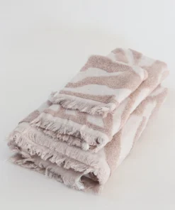 Inspire Me! Home Decor Blush Pink Heathered Stripe Towel (3 Sizes)
