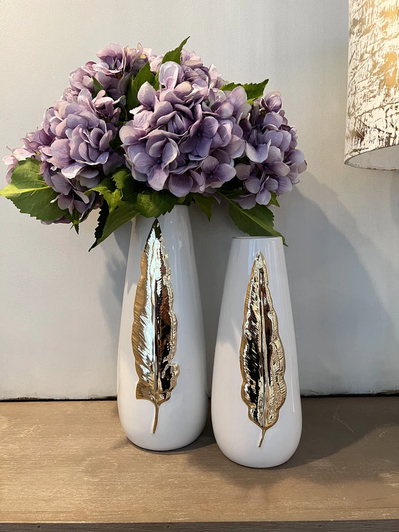 Inspire Me! Home Decor White Ceramic Vase With Gold Leaf Design (3 Sizes) 7 Inspire Me! Home Decor White Ceramic Vase With Gold Leaf Design (3 Sizes)