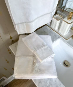 Inspire Me! Home Decor BATHROOM White Towel With Rope Detail (3 Sizes) 9 Inspire Me! Home Decor BATHROOM White Towel With Rope Detail (3 Sizes)