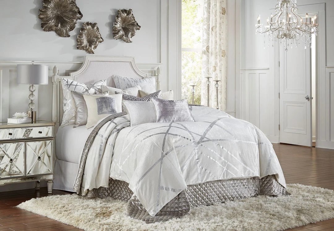Cloud9d BEDDING Rica Ivory And Silver Duvet (2 Sizes) 3 Cloud9d BEDDING Rica Ivory And Silver Duvet (2 Sizes)
