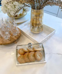 Inspire Me! Home Decor Marble Cake Platter With Metallic Handled Glass Dome (2 Colored Handles) 12 Inspire Me! Home Decor Marble Cake Platter With Metallic Handled Glass Dome (2 Colored Handles)