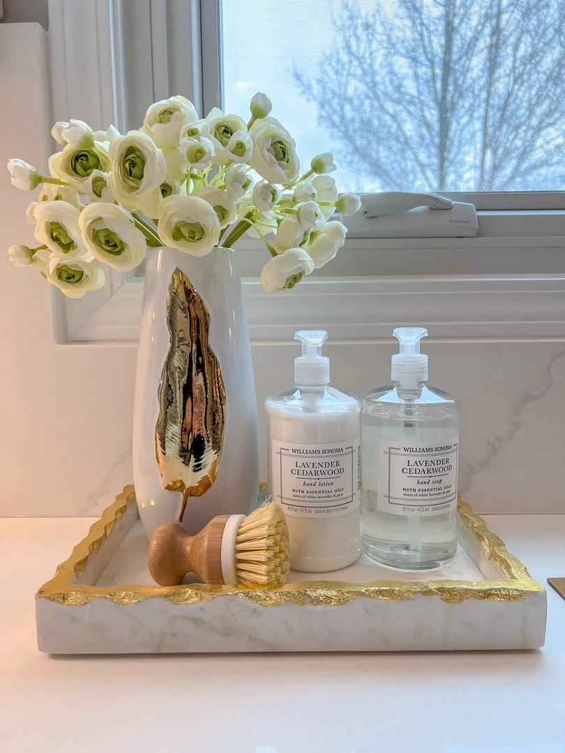 Inspire Me! Home Decor White Ceramic Vase With Gold Leaf Design (3 Sizes) 3 Inspire Me! Home Decor White Ceramic Vase With Gold Leaf Design (3 Sizes)