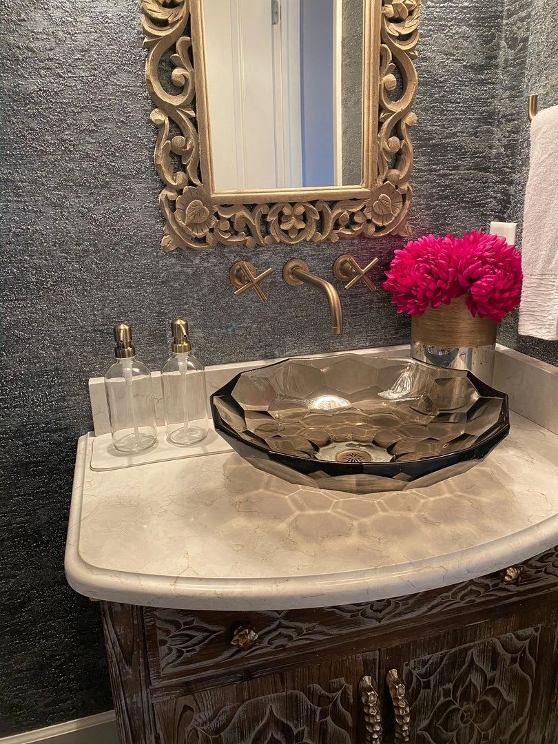 Inspire Me! Home Decor KITCHEN Clear Glass Soap Dispenser W/ Brass Finish Pump 3 Inspire Me! Home Decor KITCHEN Clear Glass Soap Dispenser W/ Brass Finish Pump