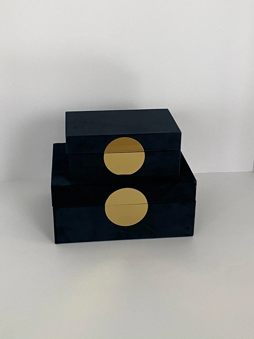 Inspire Me! Home Decor Set Of 2 Velvet Black Boxes With Gold Circle 4 Inspire Me! Home Decor Set Of 2 Velvet Black Boxes With Gold Circle